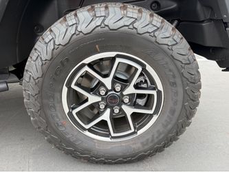 OEM wheels and tires for Wrangler JL