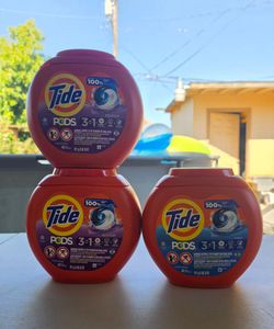 Tide Pods 3-in-1 Laundry Detergent – 3 Tubs