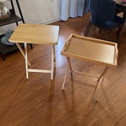 Tray table / serving table