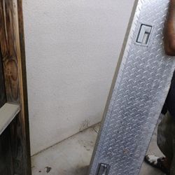 Truck Bed Tool Box 125$