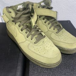 Nike Air Force 1 Mid “Legion Green” Suede – Size 10.5 – Clean Condition