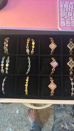 Trending new jewelry