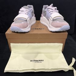 Burberry Sneakers 