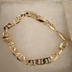 14K yellow gold mariner link chain bracelet