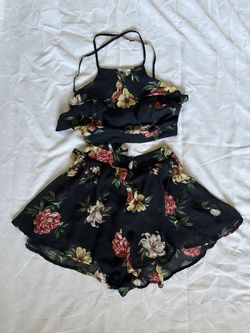 Cute Two Piece Outfit 