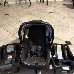Graco Snugride snug lock 30 car seat with 2 bases