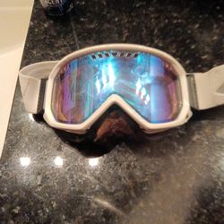 The Best Ski/Snowboarding Eye Gear