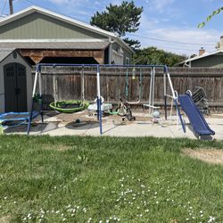 Backyard Swing set 