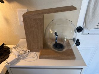 Glass Fish Bowl with Built in Pump Filter and Light