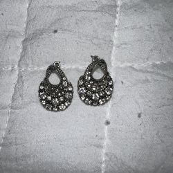 Metal Earrings With Diamonds 