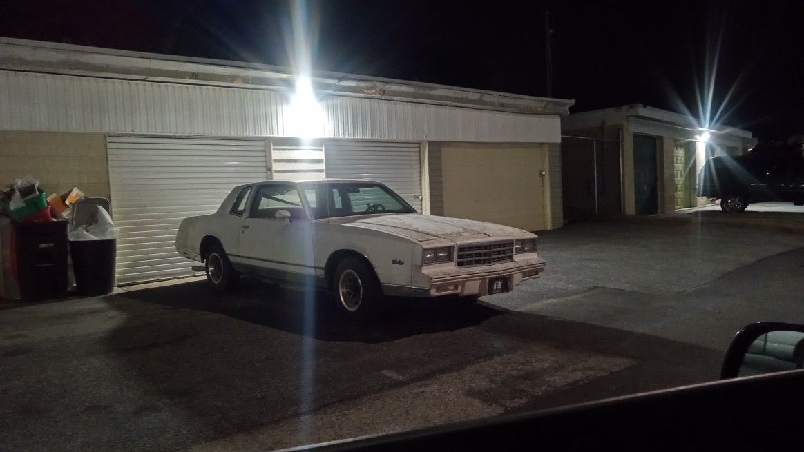 G Body Needs FLOOR REPAIR FUEL LINE AND TLC 350 SMALL BLOCK