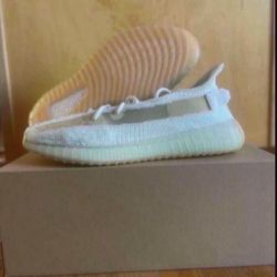 Adidas Yeezy Boost 350 V2 Hyperspace Size 13.5 Brand New