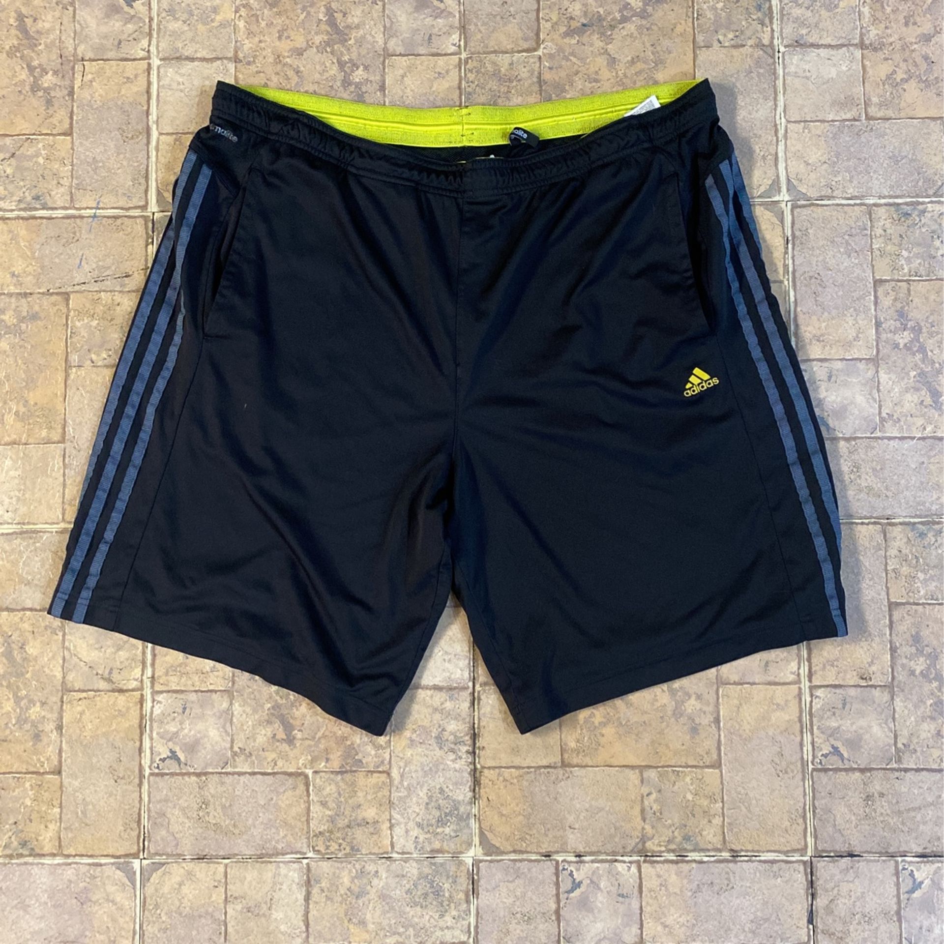 Adidas Basketball Shorts XXL