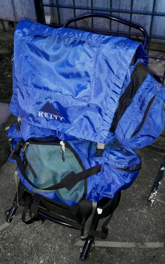 KELTY HIKING BACKPACK