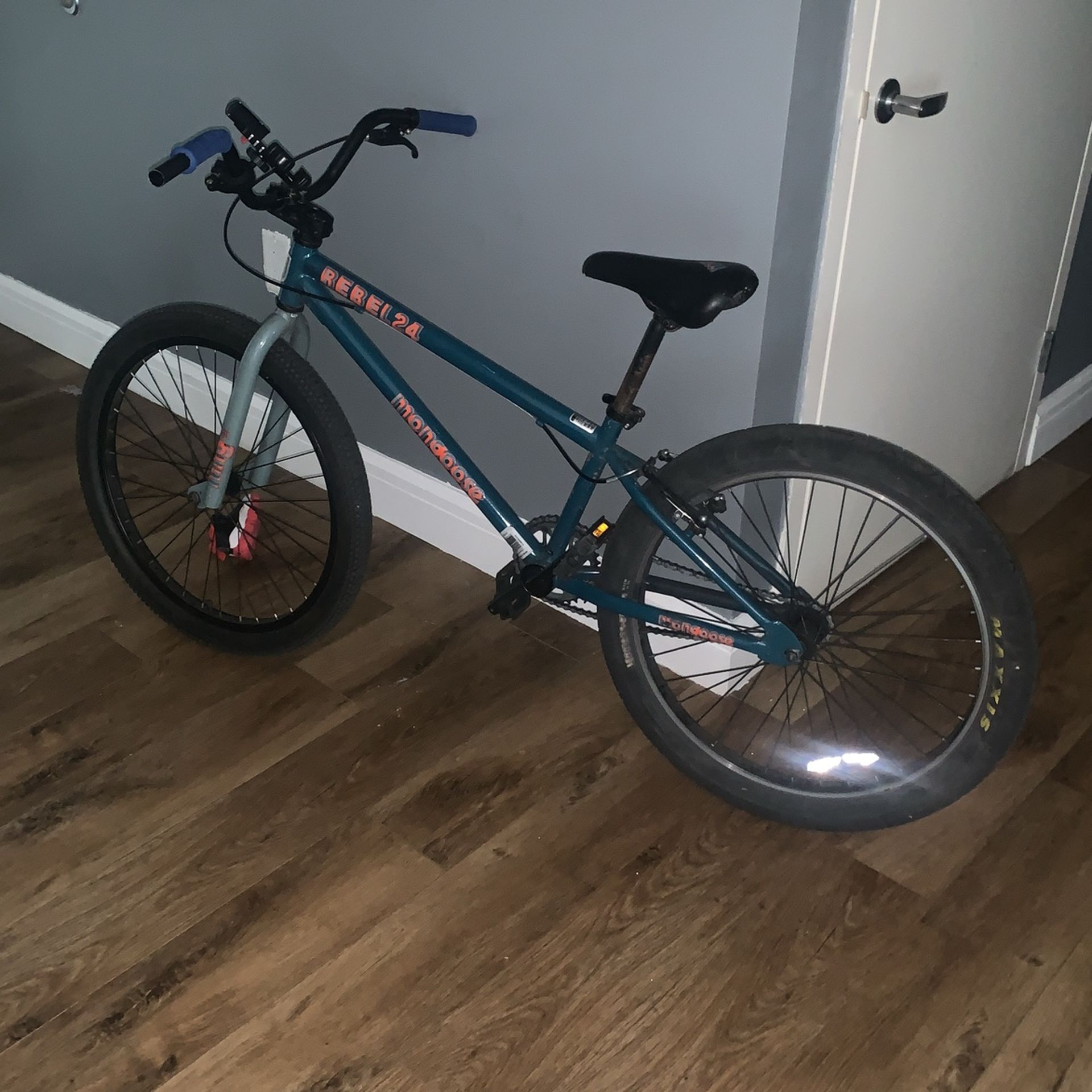 24 Inch Tire  Bmx Bike