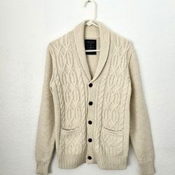 American Eagle  / men’s Cardigan / Sweater /  Beige  / Regular fit / Size XS 