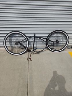 Schwinn beach cruiser