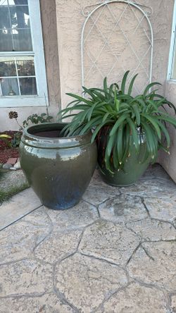 Beautiful Ceramic Pots 22”H 18.5” W