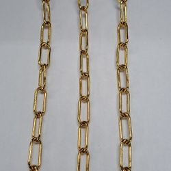 10 Yards Paperclip: Electro Plated Gold Chain. / Paperclip: Cadena En Baño De Oro.