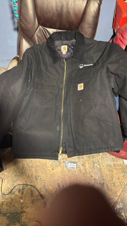 I Got Two Brand New Jackets Very Nice. Both Of Them Are The Same Xl Shoot Me An Offer For Two Of Them.