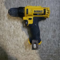 DEWALT 12V MAX* Cordless Drill, 3/8-Inch

