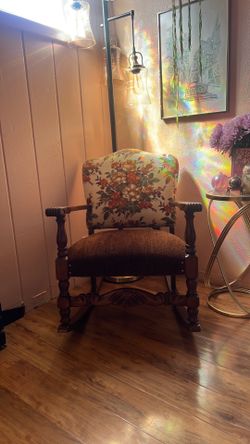 Vintage rocking chair