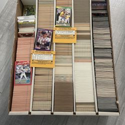 Baseball Cards & Comic Cards