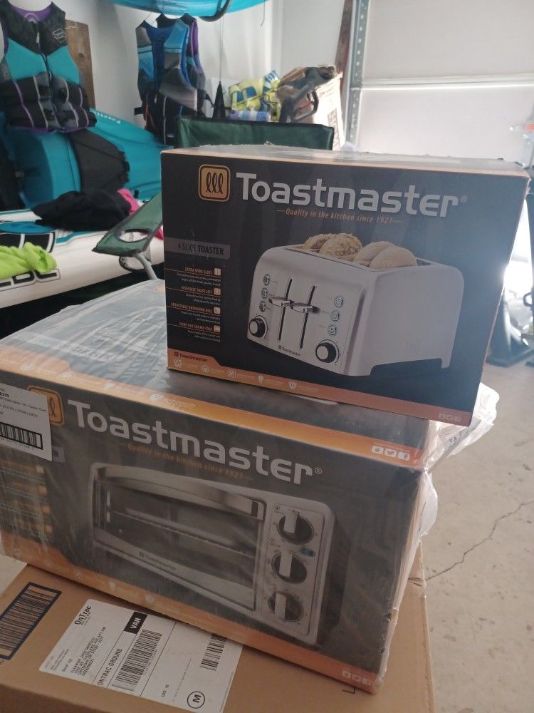 Toastmaster Oven And Toaster