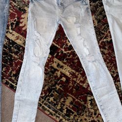 BOY CLOTHING. NAME BRAND GOOD CONDITION