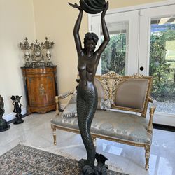 Mermaid Statue With Lamp