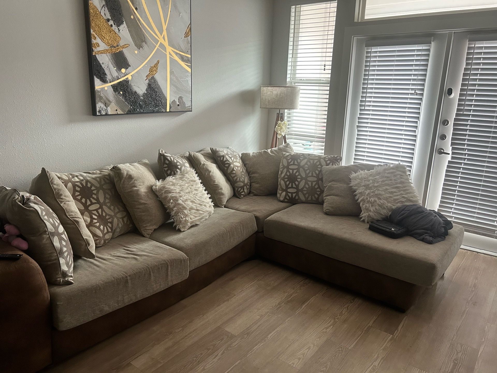 Sectional sofa