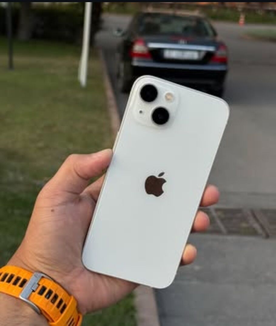 𝚒𝙿𝚑𝚘𝚗𝚎 13 𝚞𝚗𝚕𝚘𝚌𝚔𝚎𝚍 𝚠𝚒𝚝𝚑 𝚠𝚊𝚛𝚛𝚊𝚗𝚝𝚢