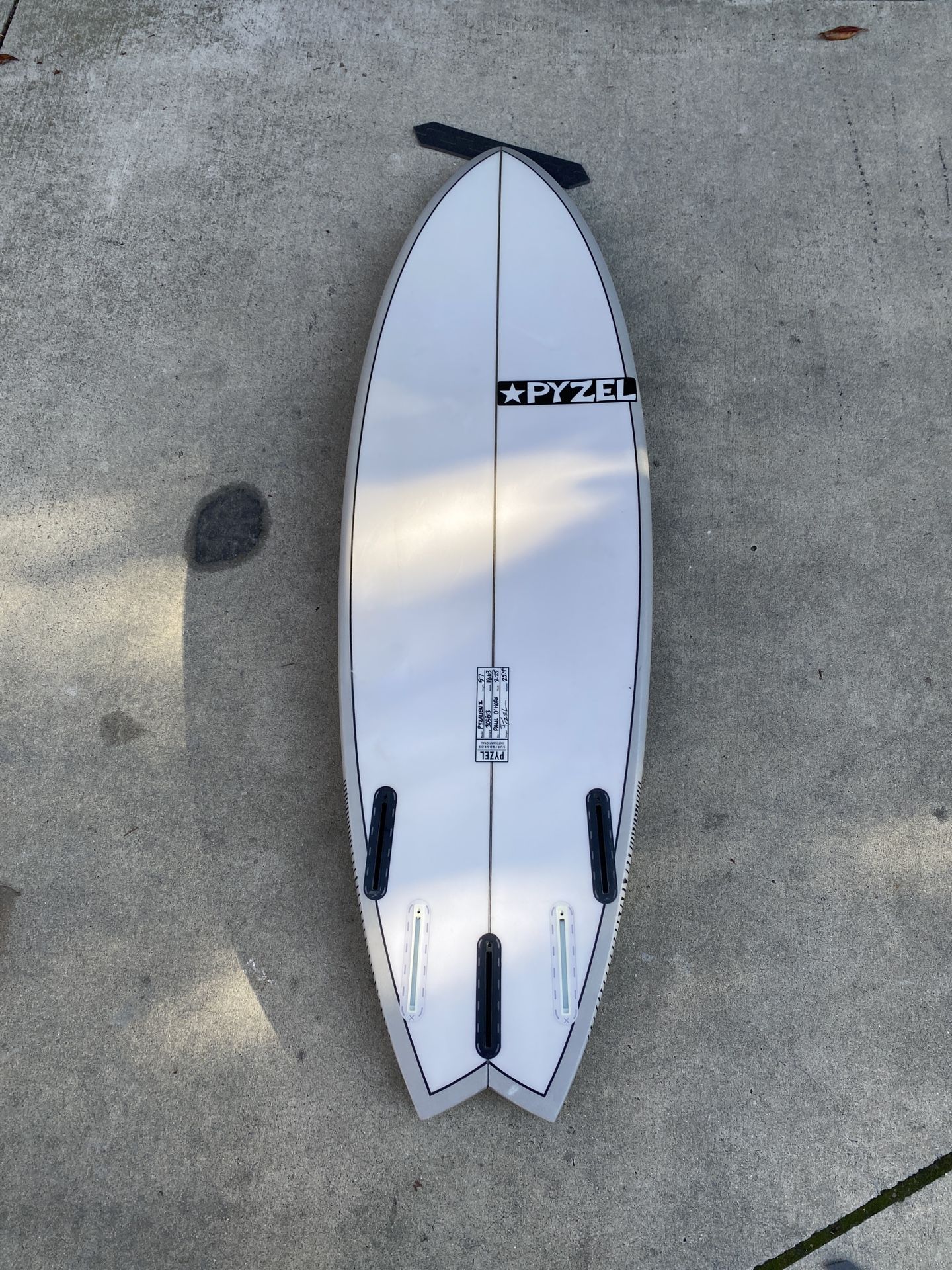 Pyzalien 2 Pyzel Surfboard 5’7 