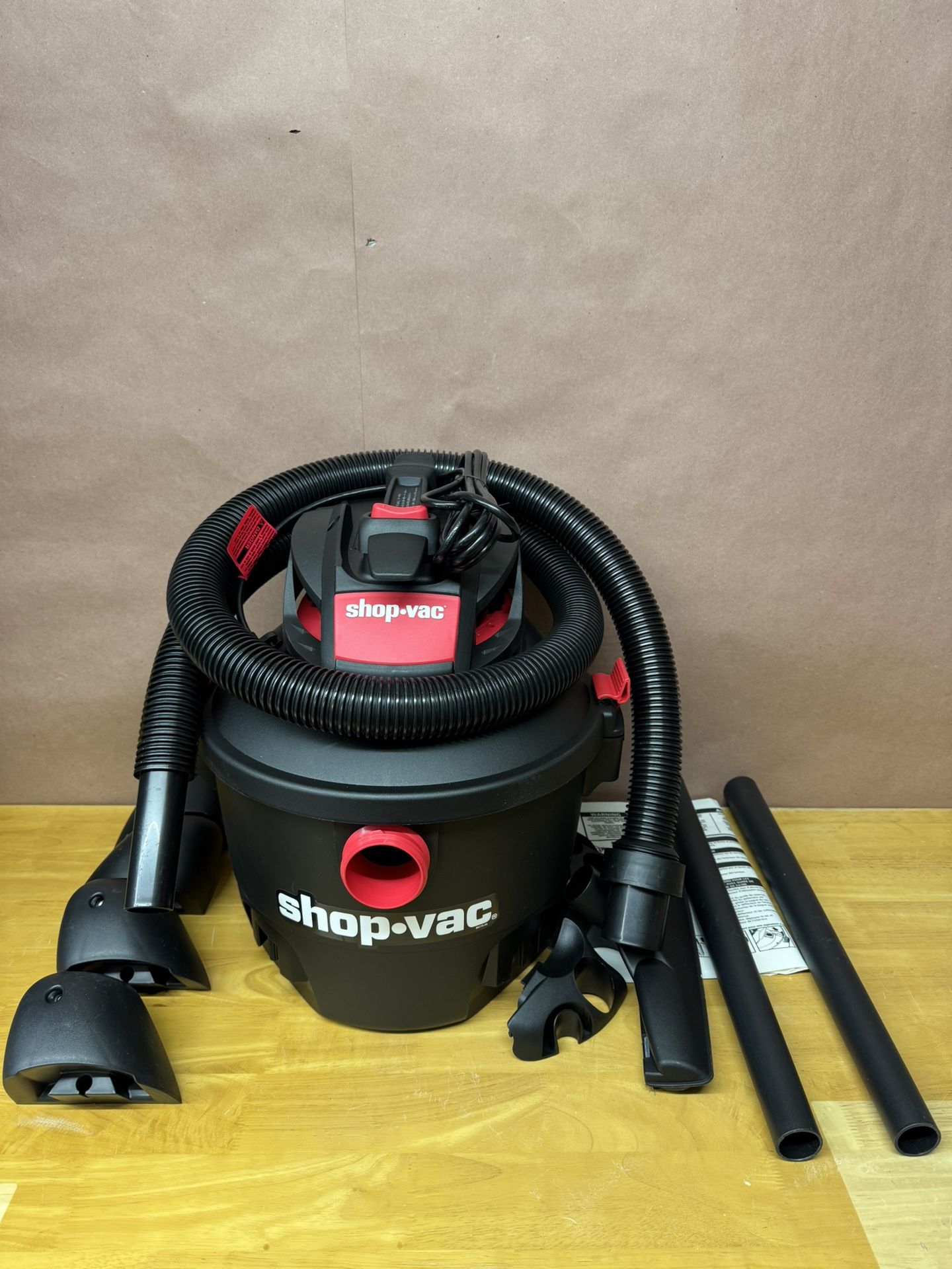 Shop Vac 6-Gallon 3.5 HP Corded Wet/Dry Shop Vacuum with Accessories Included