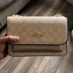 Klare Coach Crossbody Bag 