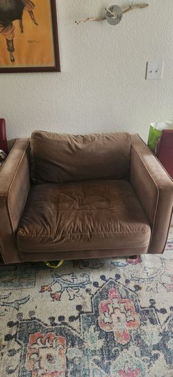 Free oversized chair
