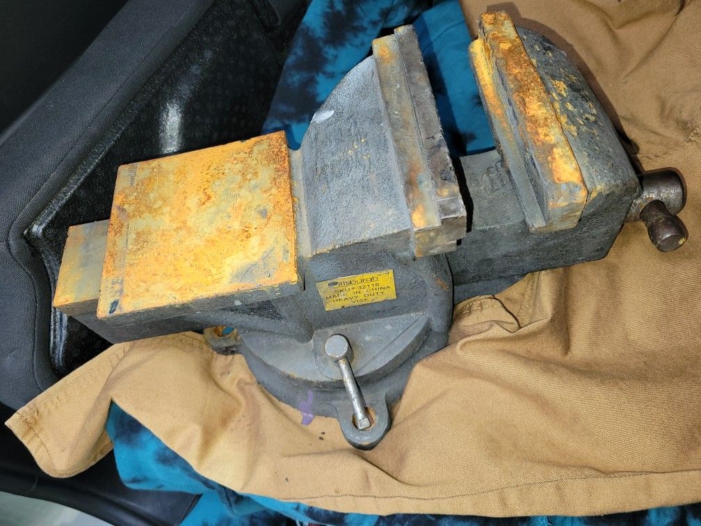 Used Heavy Duty Vise