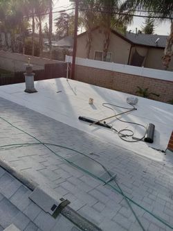 Roofing* Techos* 