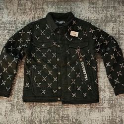 BALCK JACKET VALABASAS 