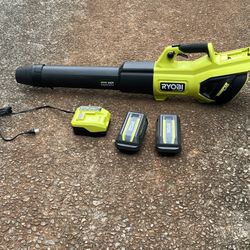 RYOBI 40V HP Brushless Whisper Series 190 MPH 730 CFM Batteries and charger 