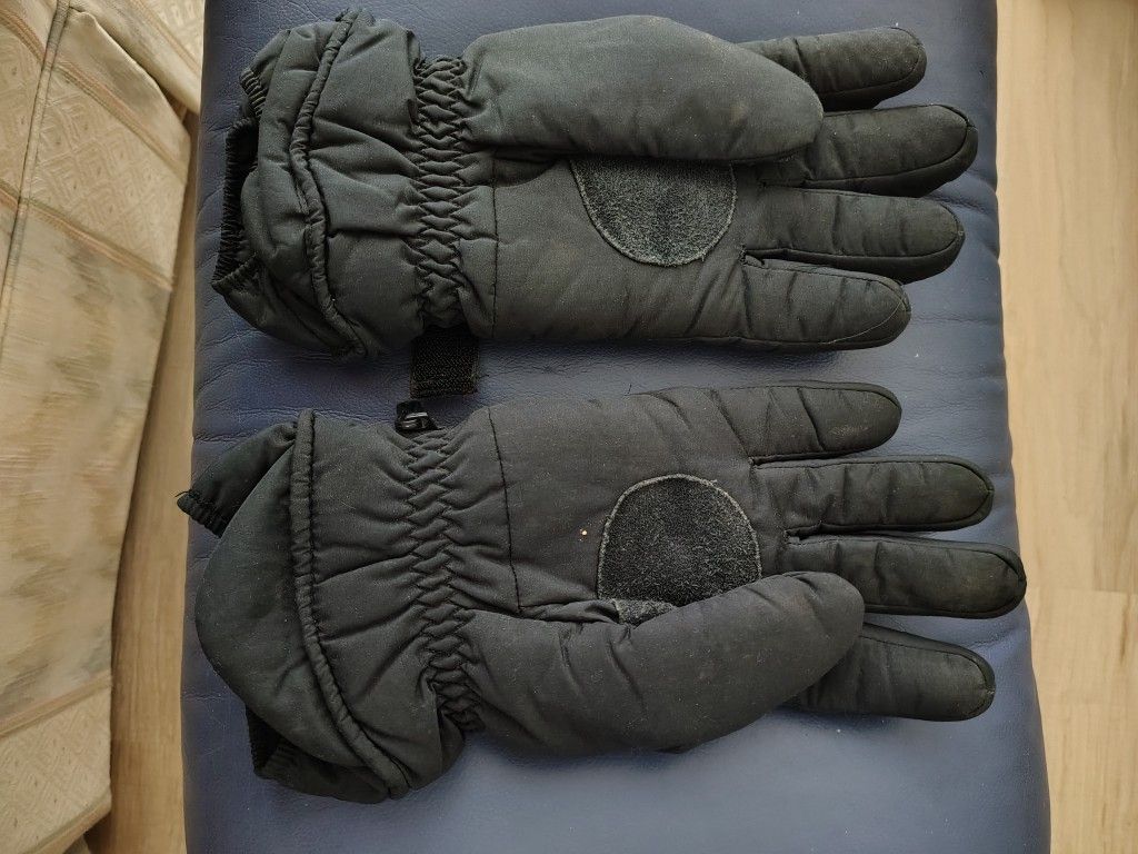 Waterproof and Windproof Genuine Cowhide Palm Patch Ski Gloves Thinsulate Insulation