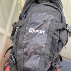 Quest Hydration Backpack