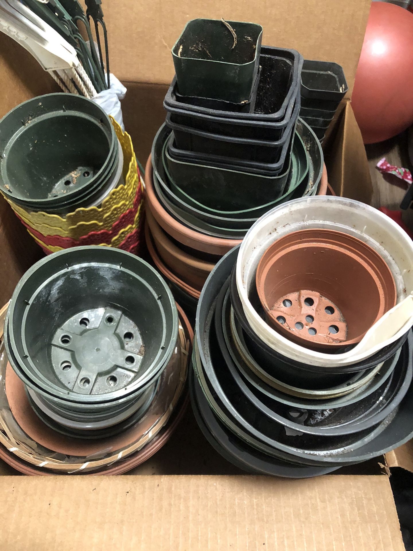 Flowers Pots Hangers Furtilizer