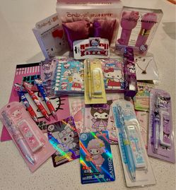Sanrio Hello Kitty and Kuromi Bundle