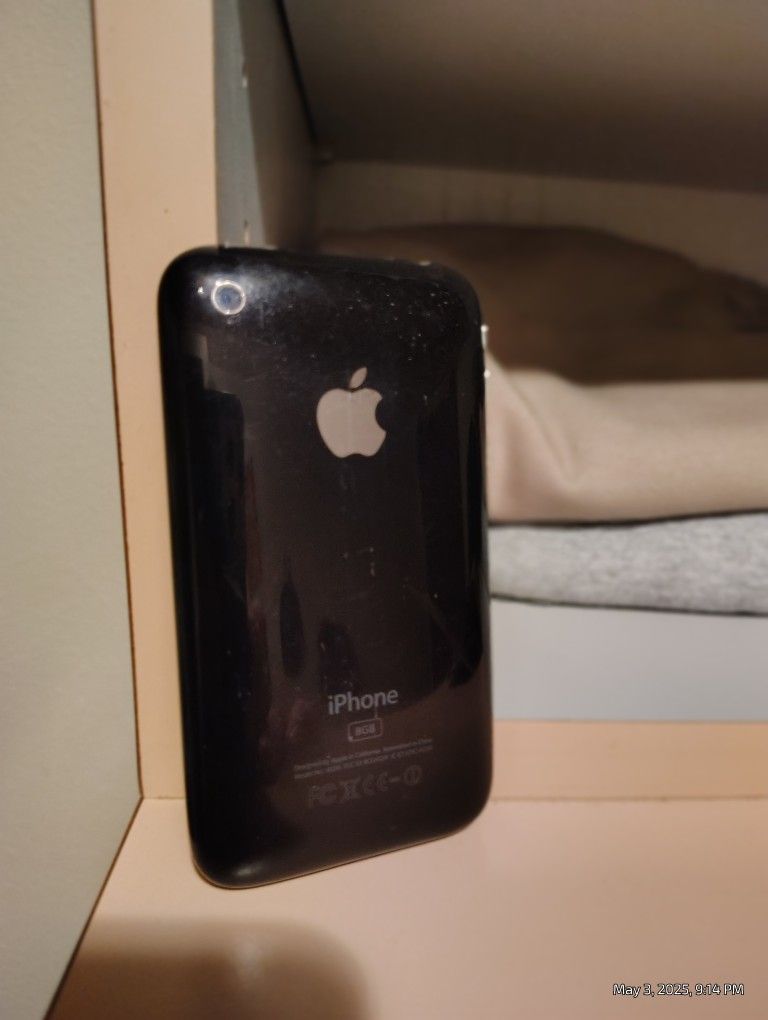 Apple iPhone 3GS