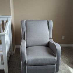 Gray Nursery Chair (Pending Pickup)