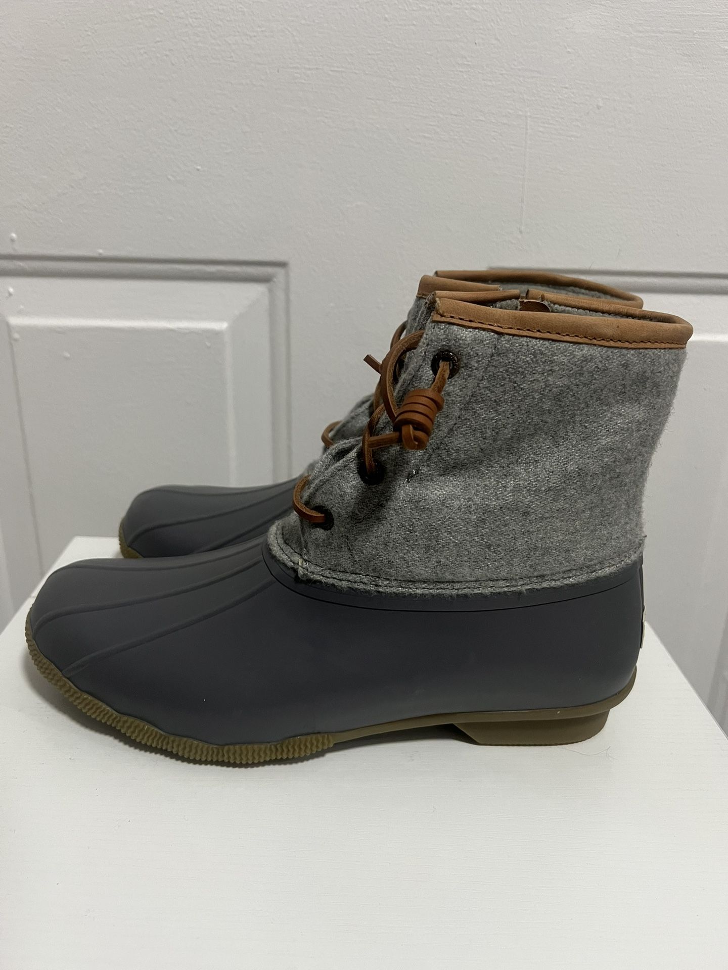 Sperry Women Saltwater Wool Embossed Duck Boots