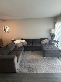 Pull out sectional with storage