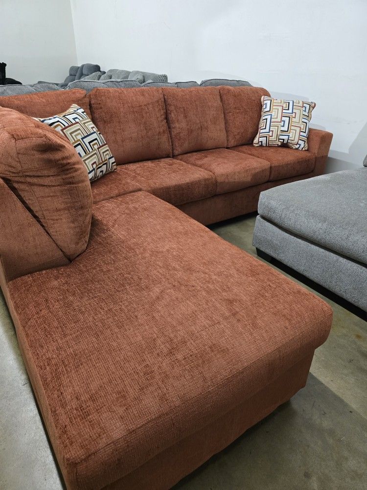 New Sectional Couches And Sofa Chaises
