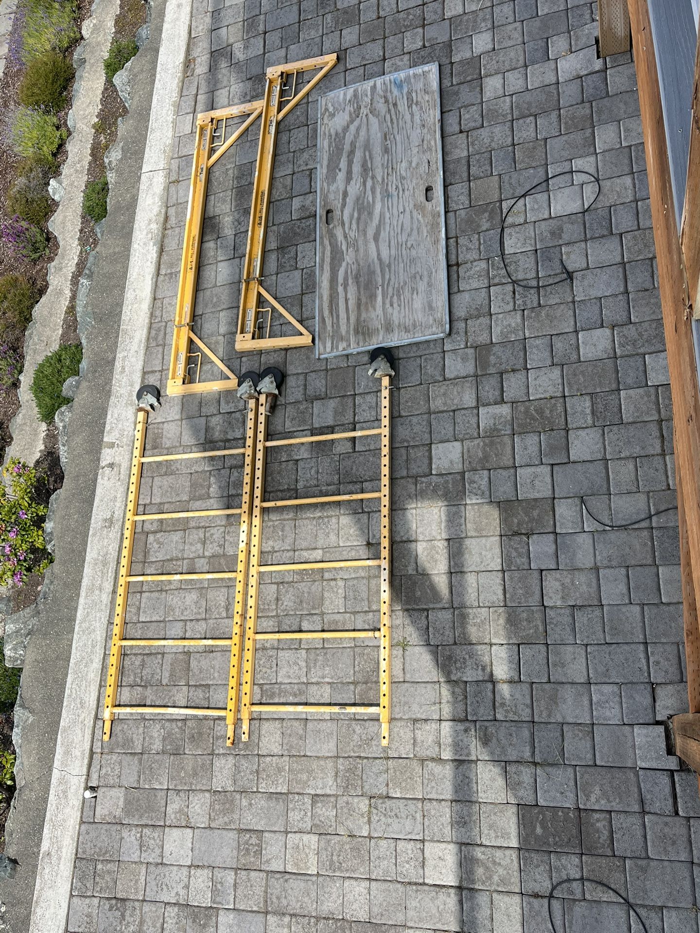 Scaffolding Rolling